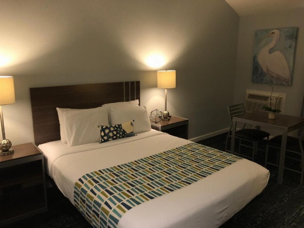 Sand Dollar Inn image 29